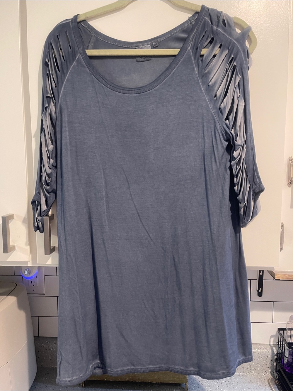 R&R Blue Cutout Sleeve Tunic Top